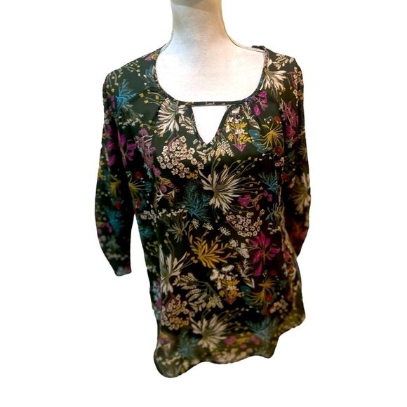 Renee C dark green micro floral blouse keyhole front ruched sleeves size medium - Picture 1 of 11